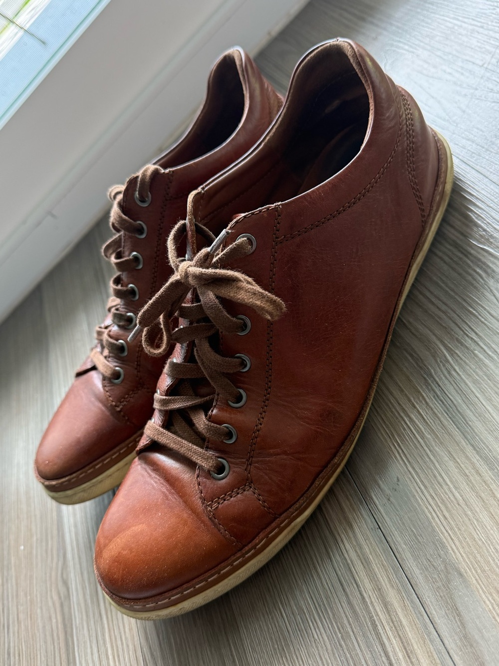 Allen Edmonds Brown Leather Lace-Up Casual Sneakers 11